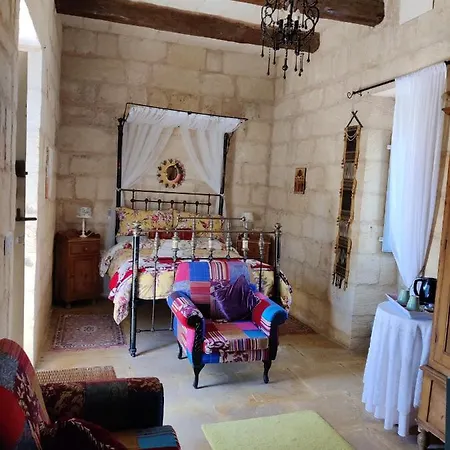 The Garden Gate サーナ