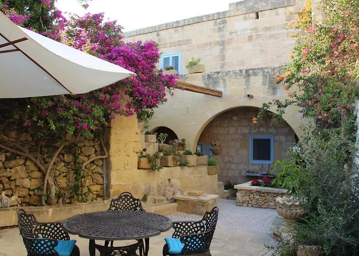 The Garden Gate 3* Sannat