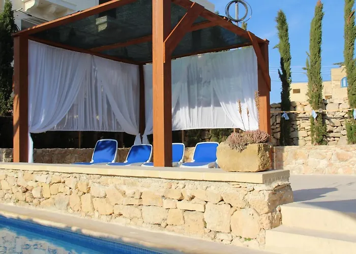 The Garden Gate 3* Sannat