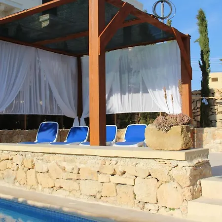 The Garden Gate 3* Sannat